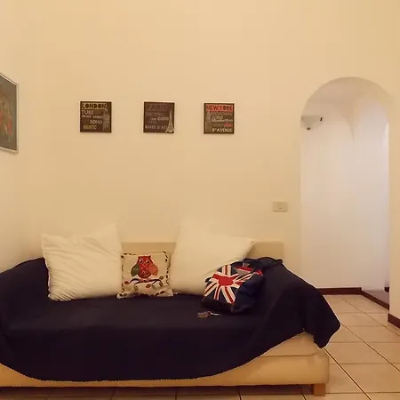 Honest Apartment Rome