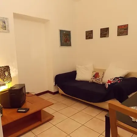 Apartment Honest *